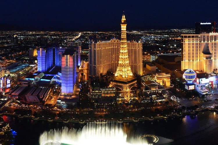 10 Restaurants First&Time Las Vegas Visitors Should Frequent