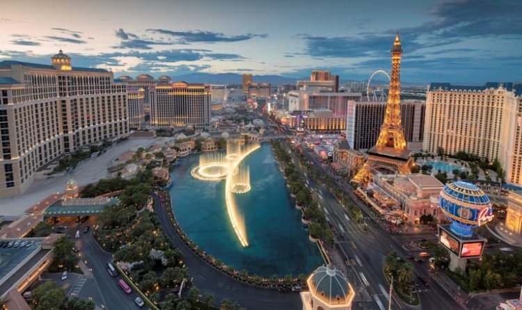 How to Do Las Vegas on a Budget